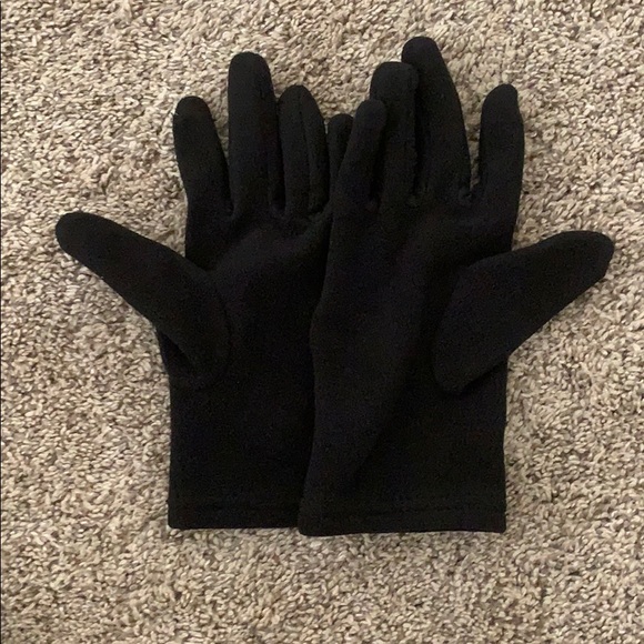 Black Hat and Gloves Bundle - Picture 3 of 8